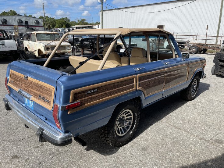 Photo for 1987 Jeep Grand Wagoneer